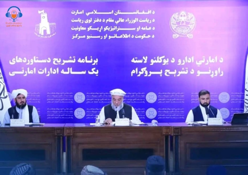 نورالدین عزیزی در برنامه «یک سال دستاوردها» در مرکز رسانه‌ها افزود که در سال گذشته ۲۷ نمایشگاه تجاری در داخل کشور برگزار کرده و تولیدات و محصولات داخلی را در ۱۷ نمایشگاه بین‌المللی و منطقه‌ای به نمایش گذاشته‌اند.